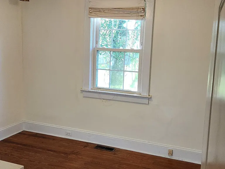 134 Central Blvd — Photo 7