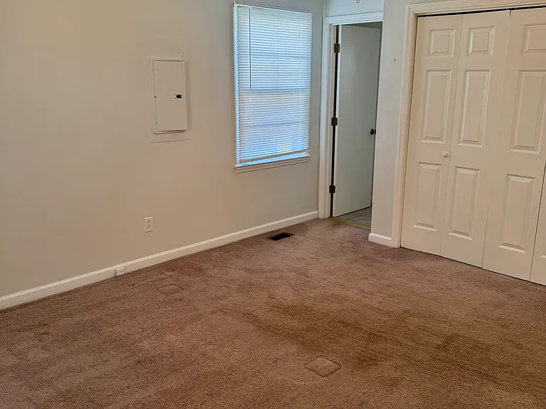 1623 Edgewood Dr — Photo 14