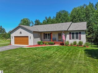 3161 Tamara Cir, Grawn, MI 49637