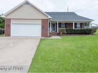 208 Finch Rd, Fayetteville, NC 28306