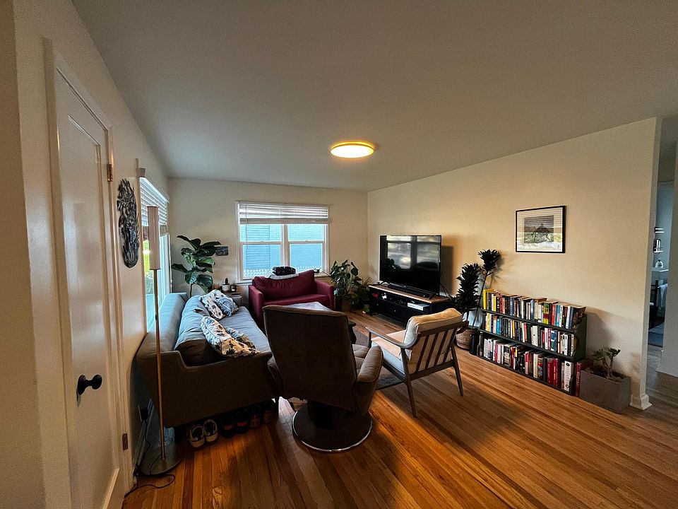 Living room.
