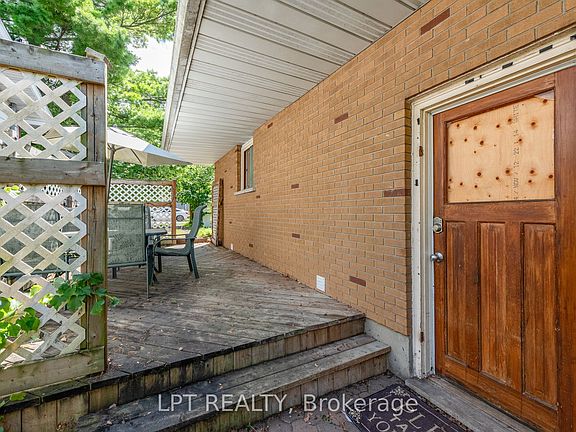 2nd image of 999 Cavan St #999