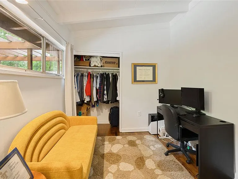 2700 Brook Park Way — Photo 38