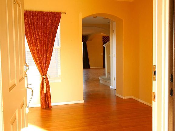 2nd image of 2352 N Bentley Ave