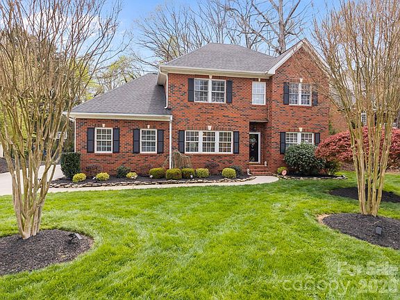 2nd image of 129 Secretariat Ln