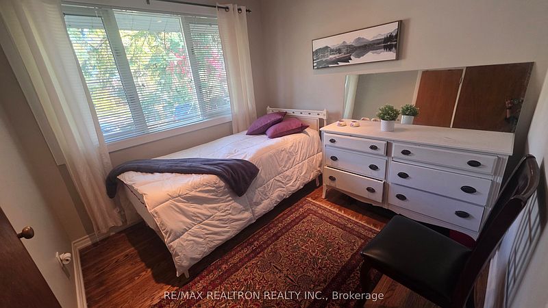 Toronto House for rent - 3 Bedrooms — photo 11