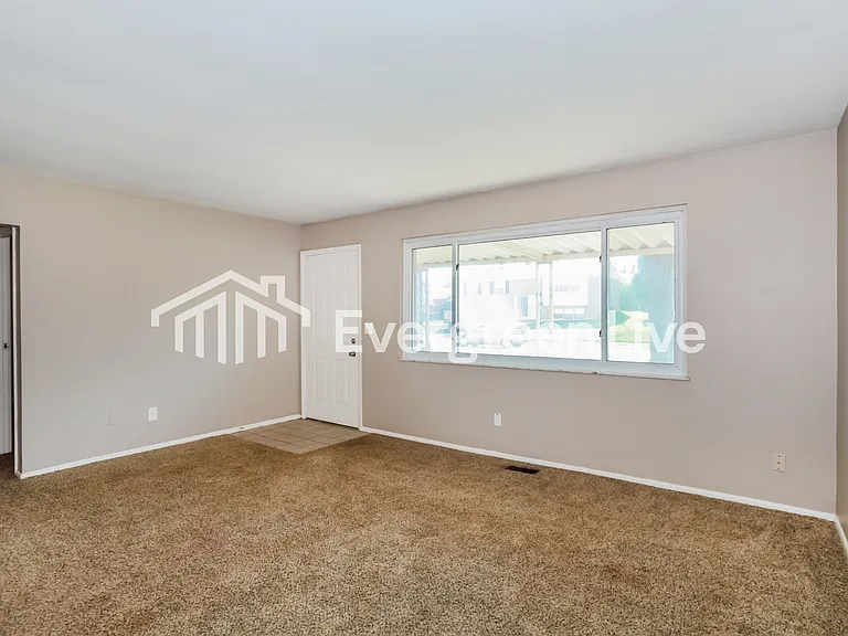 11690 Hamlet Rd — Photo 3