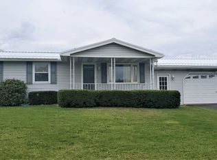 110 Arbutus Ln, Saint Marys, PA 15857