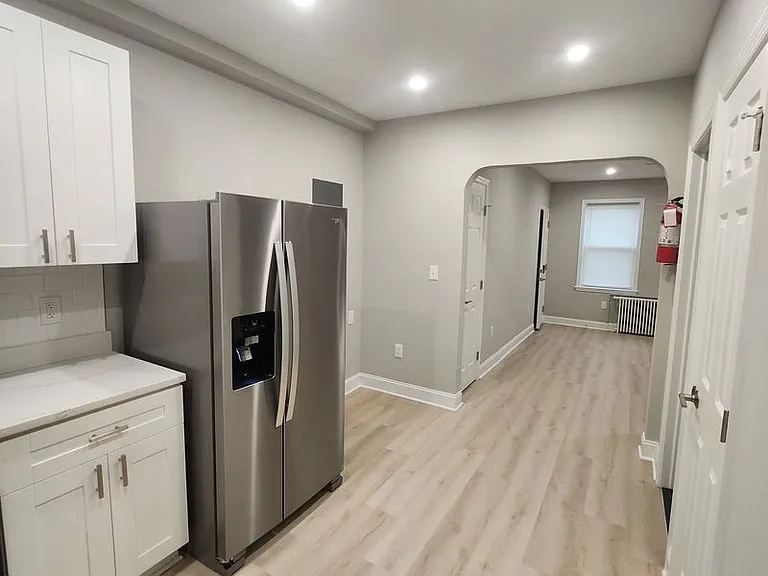 1332 Adams St NE #1 — Photo 1