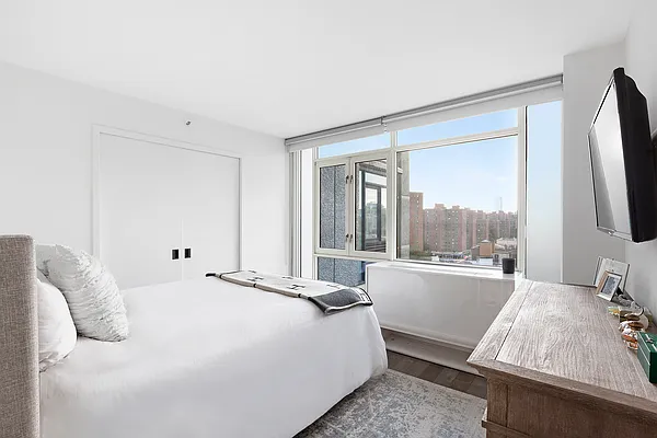 Rented by Compass | media 3