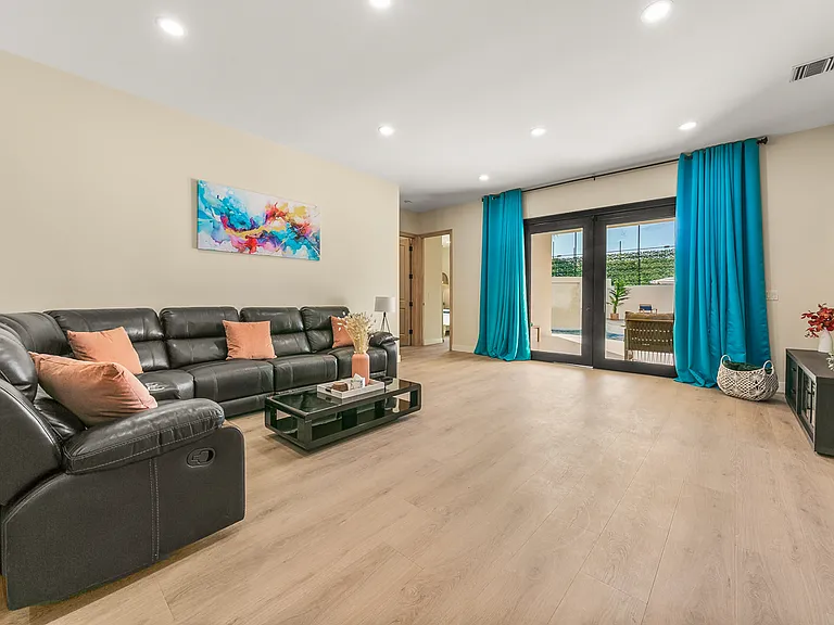 6635 Ben Ave — Photo 17