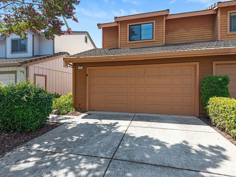 1st image of 1233 Beaulieu Ct