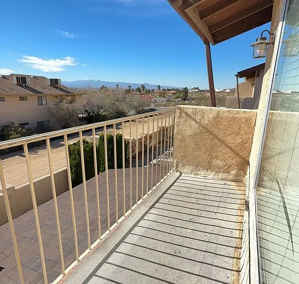 16421 Apple Valley Road — Photo 10
