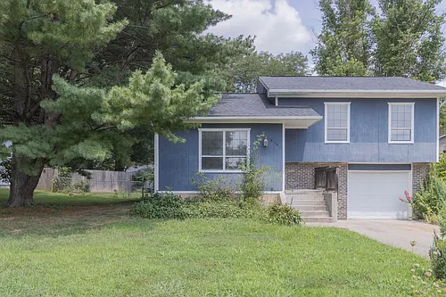 1850 W Amos Dr Photo 1