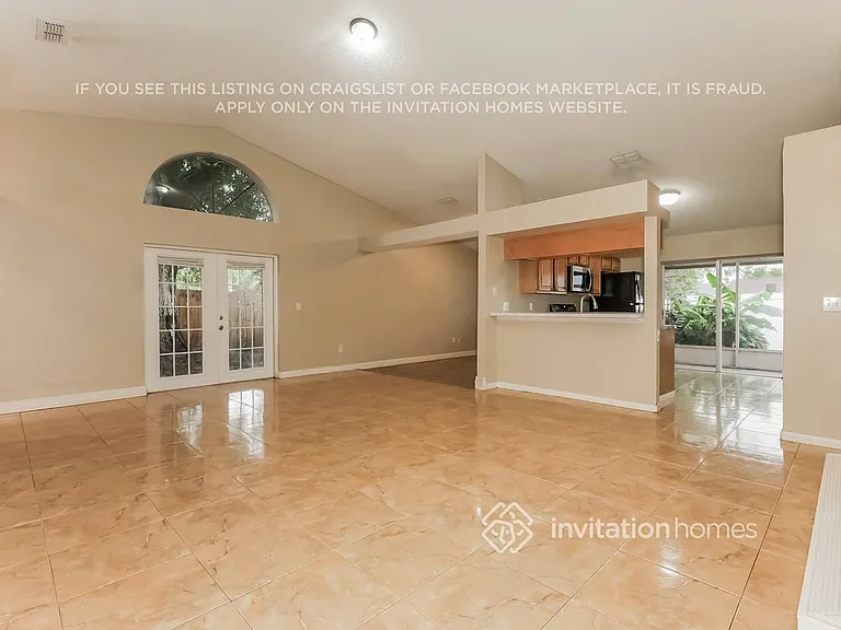 1003 Pinehaven Ct — Photo 4
