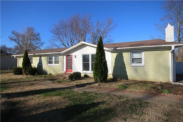 1st image of 304 Conrad Dr