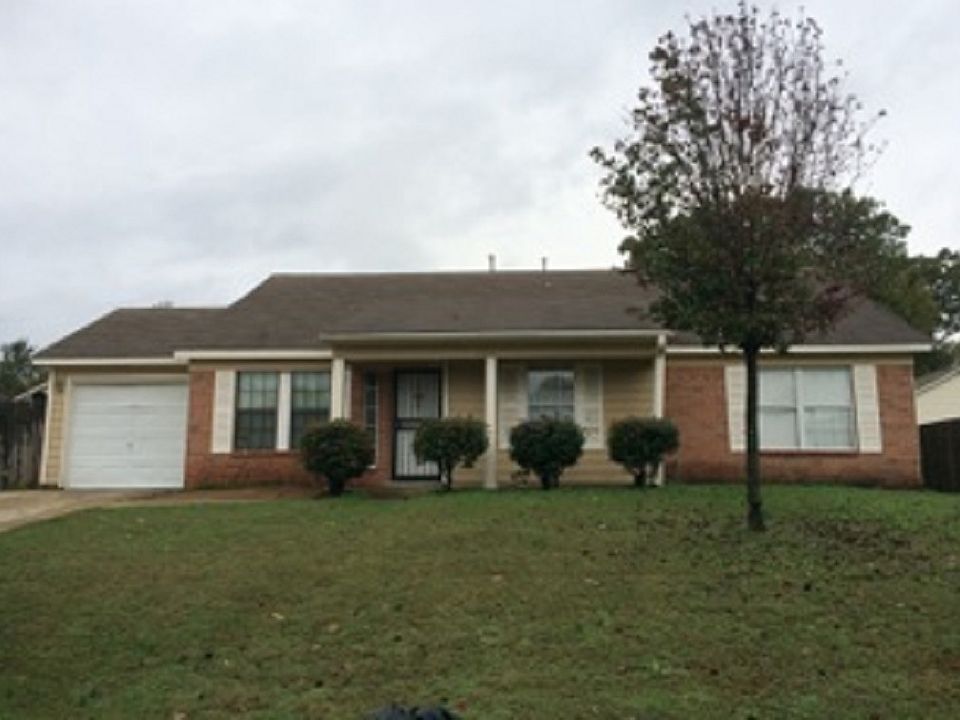 1st image of 4505 Bishop Hills Dr