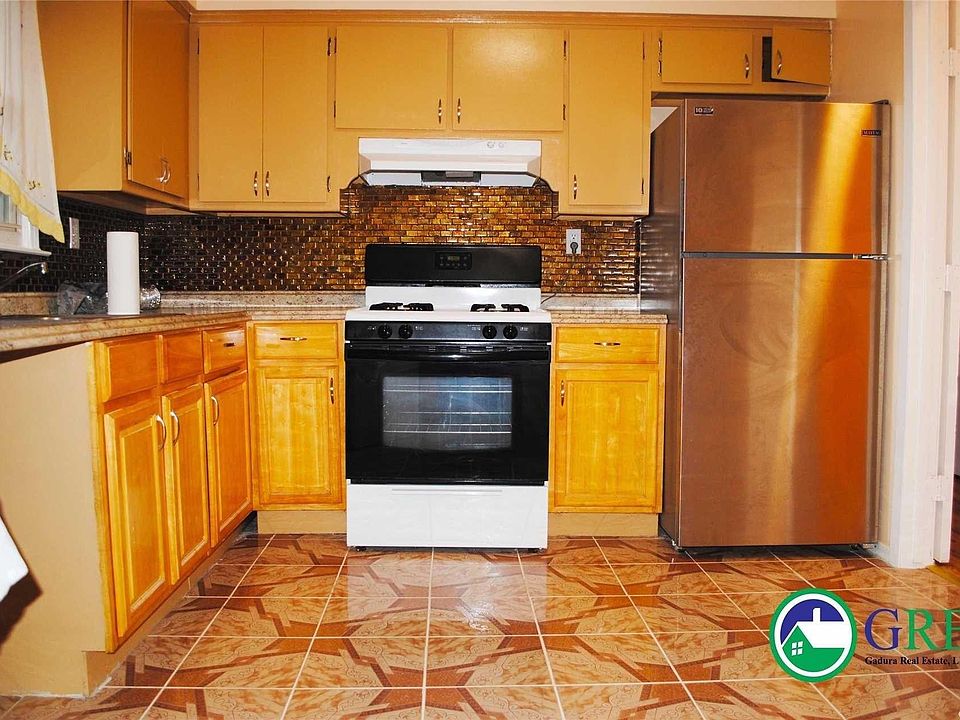 1st image of 8426 Daniels St Fl 2