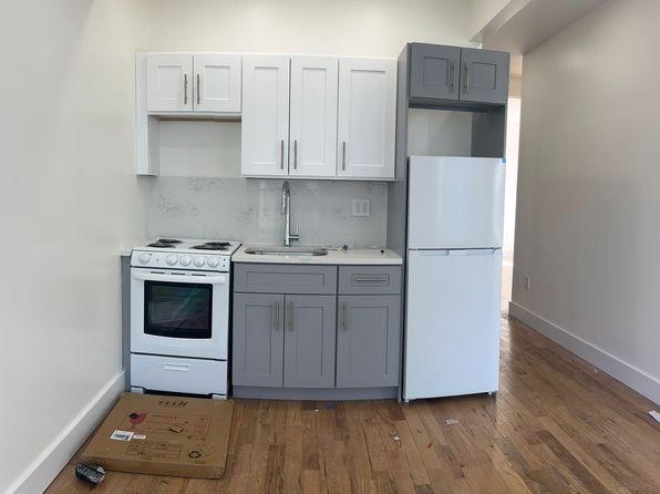 2658 Bainbridge Ave #2D