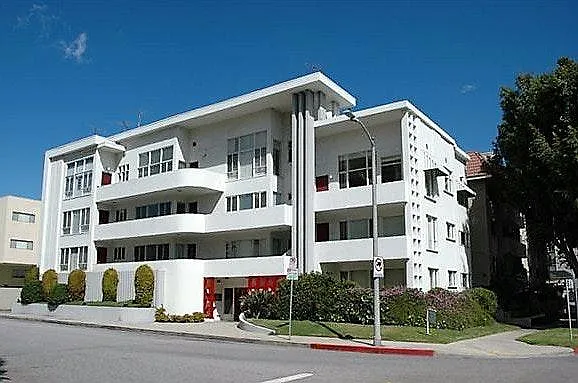1 bed, $2,250 — Photo 1