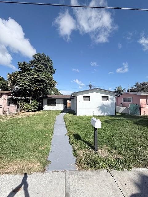 1st image of 275 NE 173rd St N