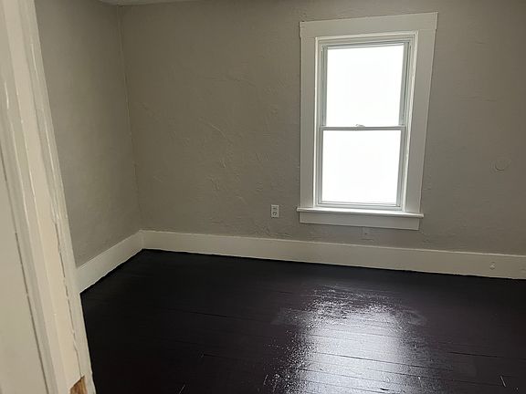 5th image of 384 W Bartges St