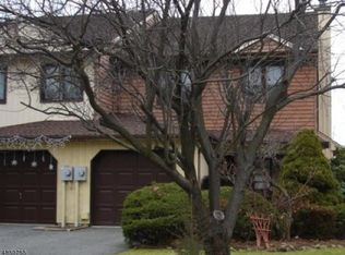 142 Patriots Rd, Morris Plains, NJ 07950