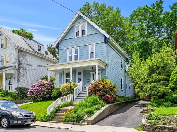 54 Bennett St, Brighton, MA 02135