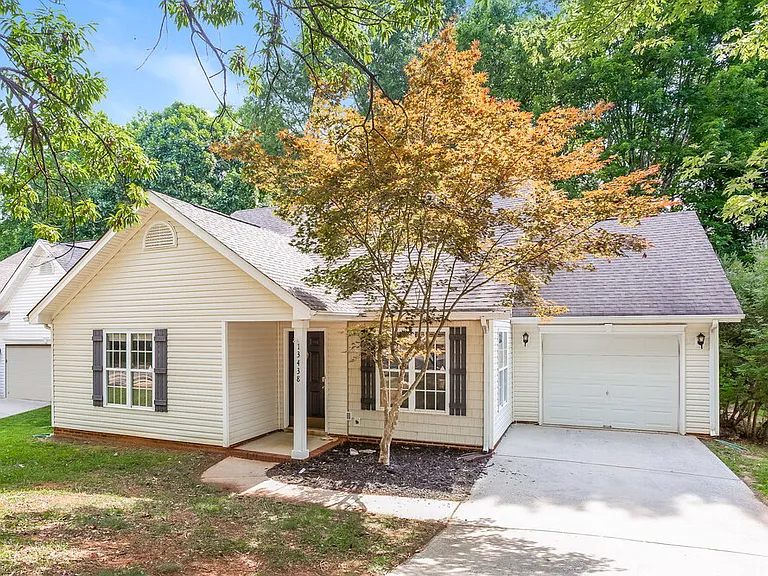 13438 Glencreek Ln — Photo 3