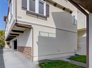 931 1st St #B, Hermosa Beach, CA 90254