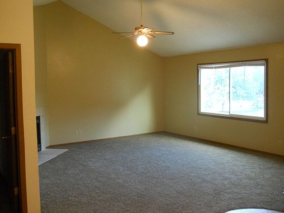 3rd image of 20210 Wirt St