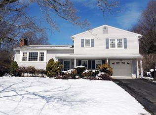 24 Dairy Farm Rd, Norwalk, CT 06851
