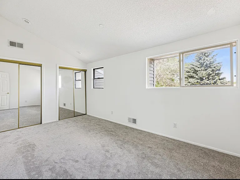 6609 Camden Dr — Photo 4