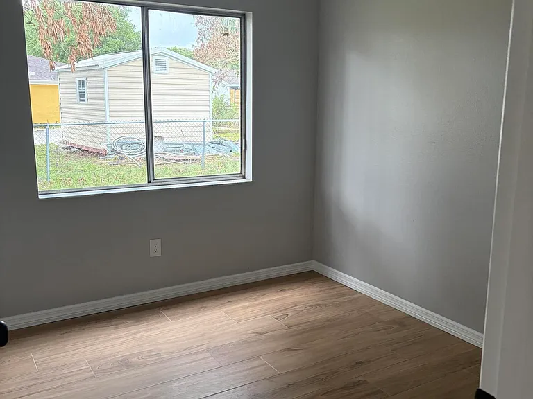 1136 Minnet Ct NE — Photo 28