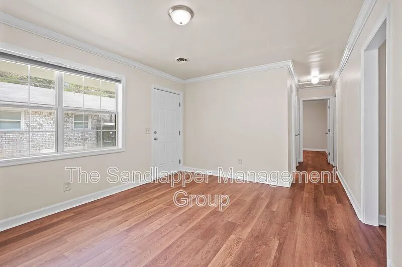 2 bed, 1.0 bath, 800 sqft, $1,650 — Photo 4