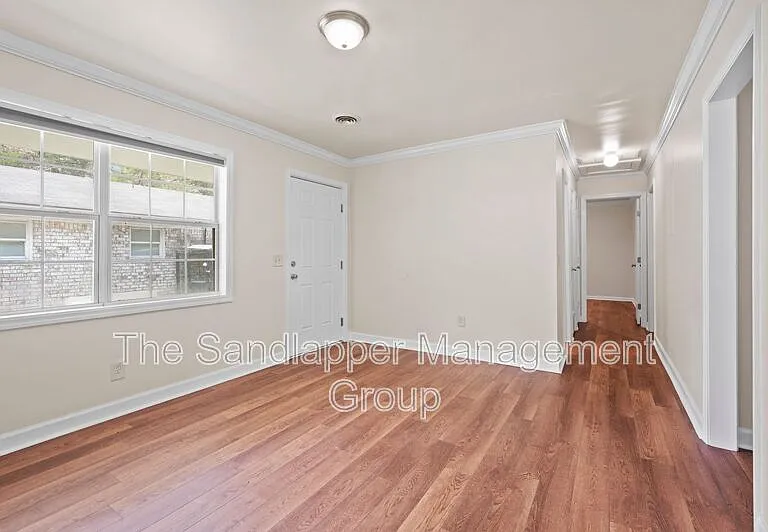 634 Cashew St #B — Photo 4