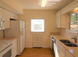 8 Arbor Meadow Ln, Asheville, NC 28805