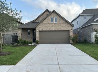 1518 Gentle Wind Ct, Angleton, TX 77515
