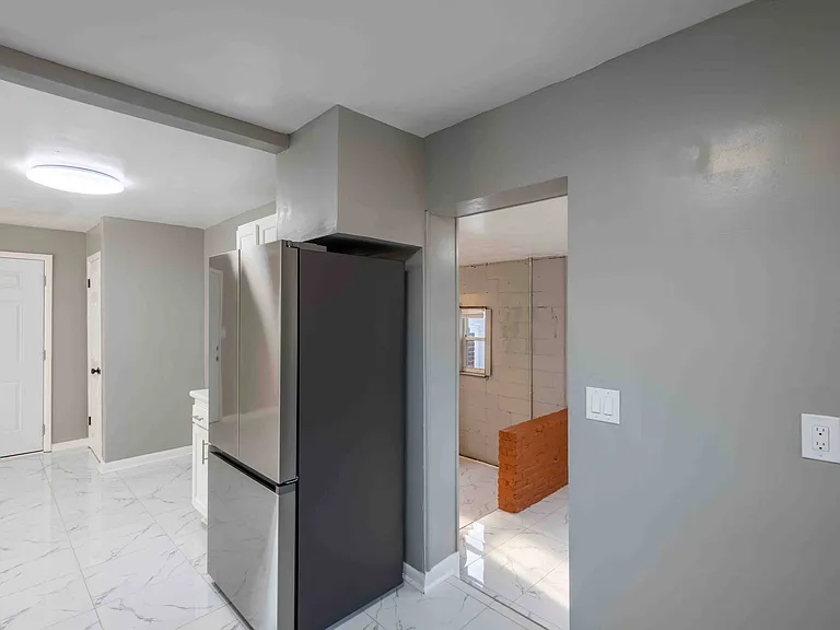 2013 Ronald Ln — Photo 16