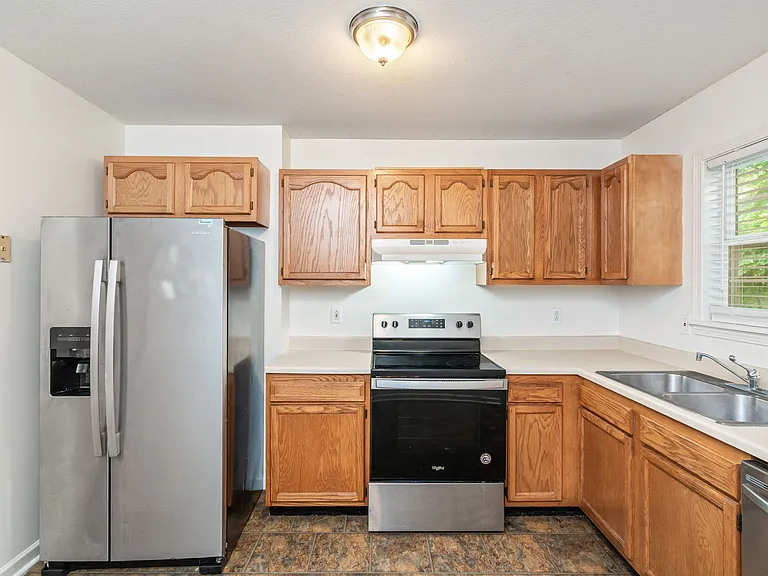 3518 Acorn Woods Way — Photo 9