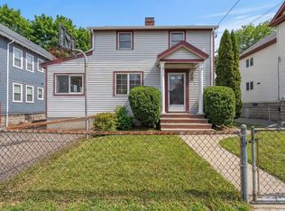37 Evans St, Watertown, MA 02472