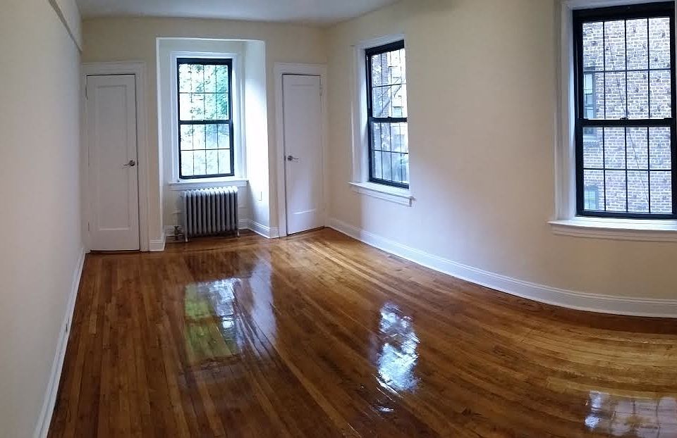 1st image of 3762 80th St #3rd