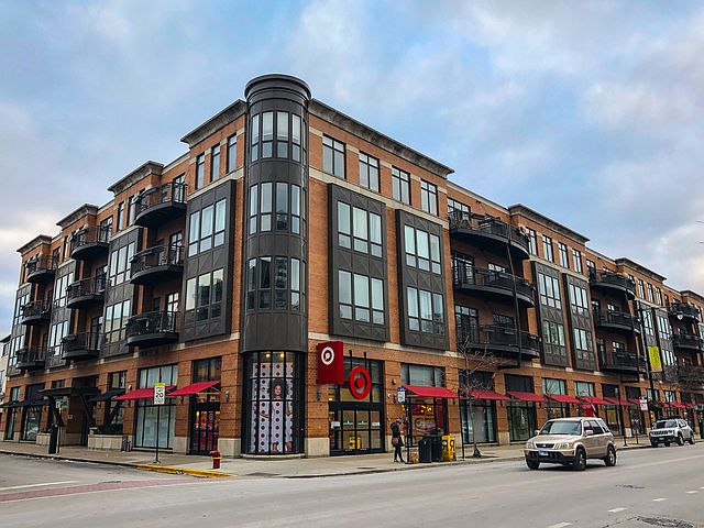 1st image of 600 W Drummond Pl APT 518