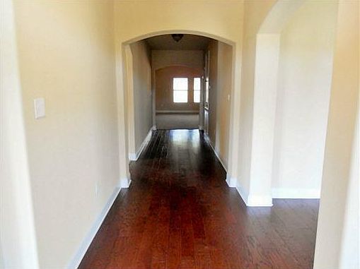 4th image of 15895 Walker Farms Ln