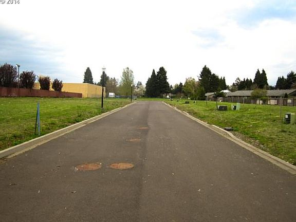 2nd image of 0 NE 31st St