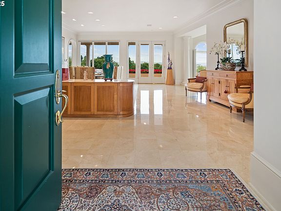 4th image of 8703 SE Porter Cir