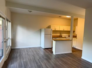 9144 45th Ave SW APT 1, Seattle, WA 98136