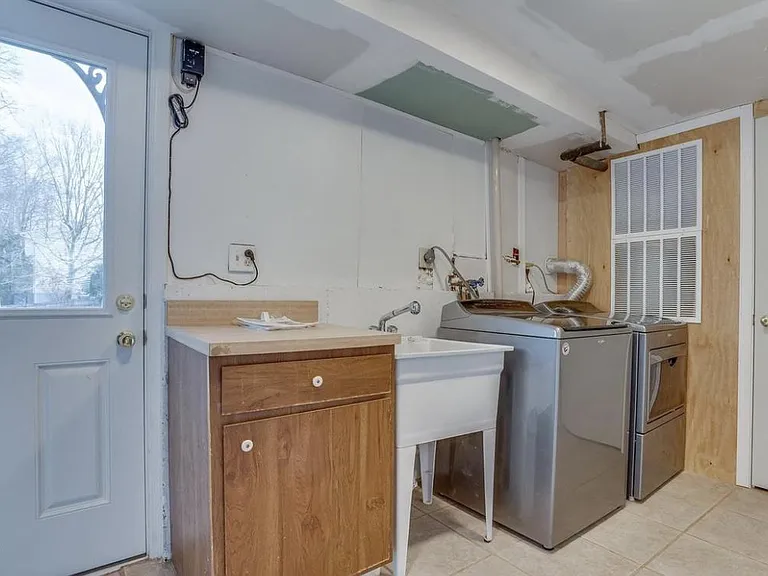 2801 Reign St — Photo 17
