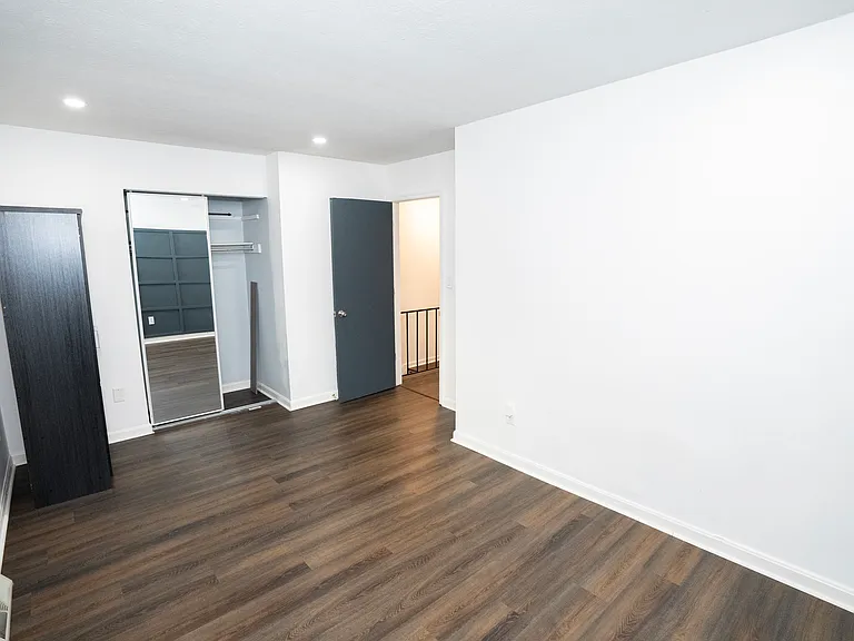 6589 Bunker Oak Trl — Photo 18