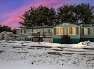 28 Carding Machine Rd, Richmond, ME 04357